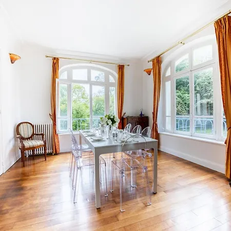 L'ile Des Iris - A 200 M De La Prázdninový dům