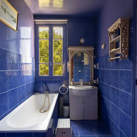 L'ile Des Iris - A 200 M De La Ver-sur-Mer